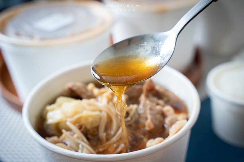 【新莊美食】Mini霸涮霸獨門鍋物，百元鍋物竟然吃得到越光米？即享迷你鍋物外帶一樣美味～新莊外帶鍋物推薦