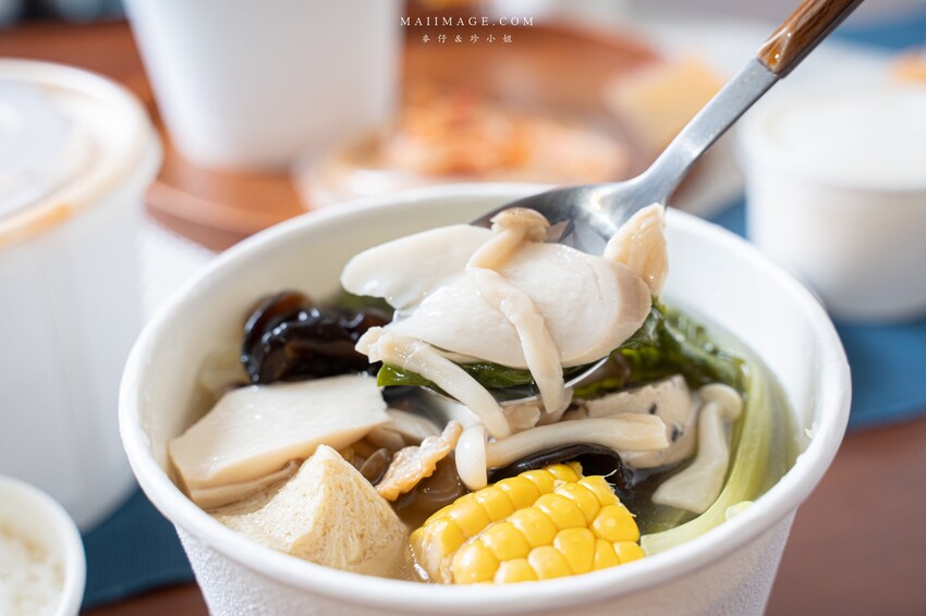 【新莊美食】Mini霸涮霸獨門鍋物，百元鍋物竟然吃得到越光米？即享迷你鍋物外帶一樣美味～新莊外帶鍋物推薦