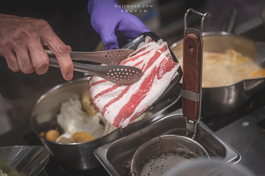 【新莊美食】Mini霸涮霸獨門鍋物，百元鍋物竟然吃得到越光米？即享迷你鍋物外帶一樣美味～新莊外帶鍋物推薦