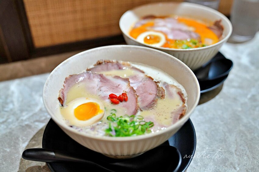 【新北】三峽|MERLIN.M 梅林麵,漢方、辛口拉麵,獨特口味吃不膩台灣拉麵