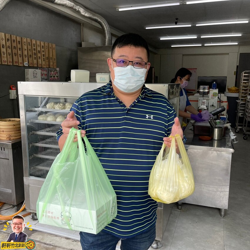 每日純手工.使用老麵製作 小籠包.鮮肉包.菜肉包.壽桃禮盒