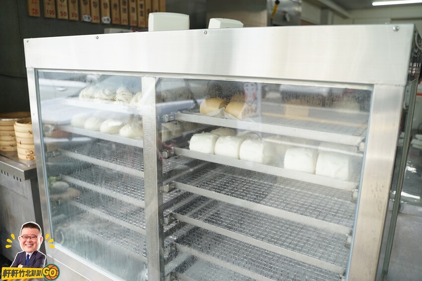 每日純手工.使用老麵製作 小籠包.鮮肉包.菜肉包.壽桃禮盒