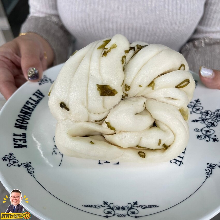 每日純手工.使用老麵製作 小籠包.鮮肉包.菜肉包.壽桃禮盒