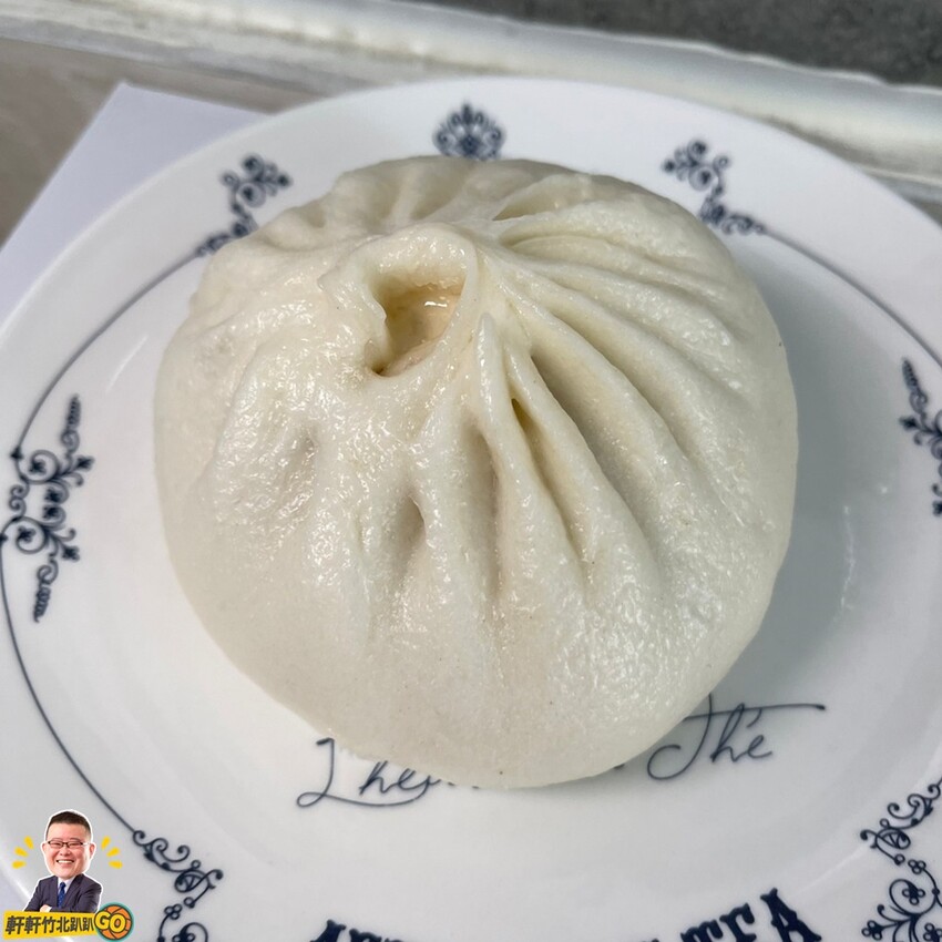 每日純手工.使用老麵製作 小籠包.鮮肉包.菜肉包.壽桃禮盒