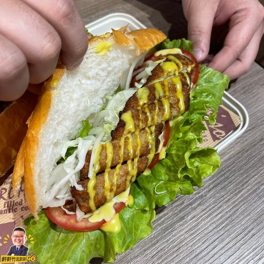 台味高粱酒香腸和客家鹹豬肉潛艇堡、東南亞風味飲品 時尚輕食 Chill一下!