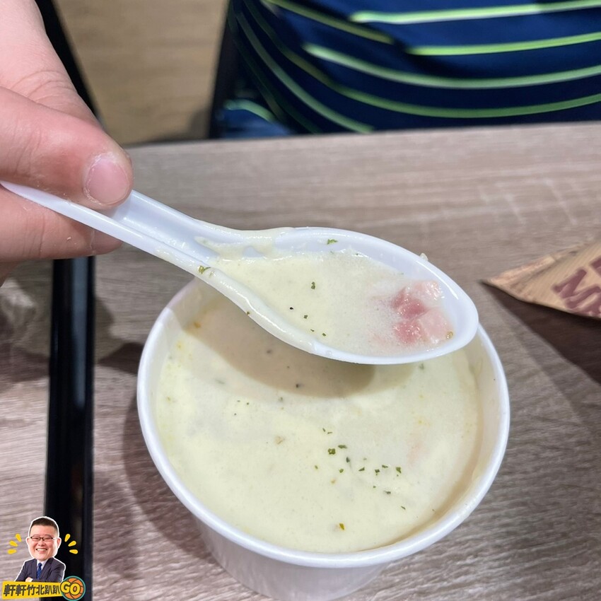 台味高粱酒香腸和客家鹹豬肉潛艇堡、東南亞風味飲品 時尚輕食 Chill一下!