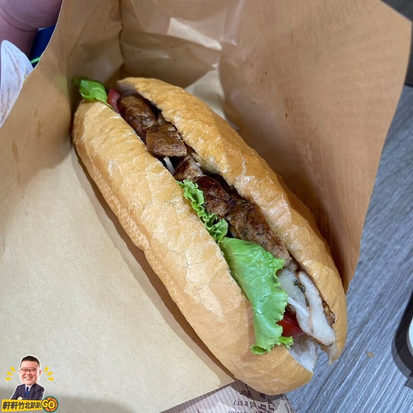 台味高粱酒香腸和客家鹹豬肉潛艇堡、東南亞風味飲品 時尚輕食 Chill一下!