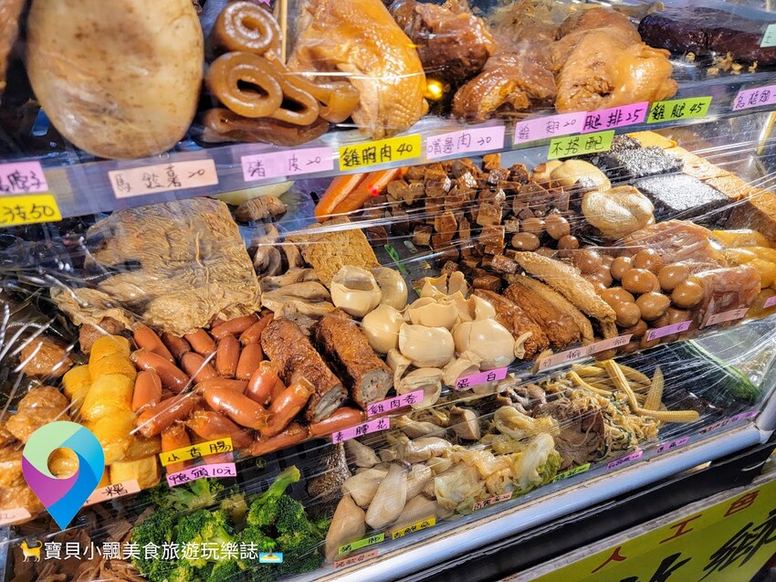 [食]新北淡水 平價滷味 菜色選擇多樣化 還有難得見到的涼拌科學麵 值得品嘗 英專路 故鄉滷味