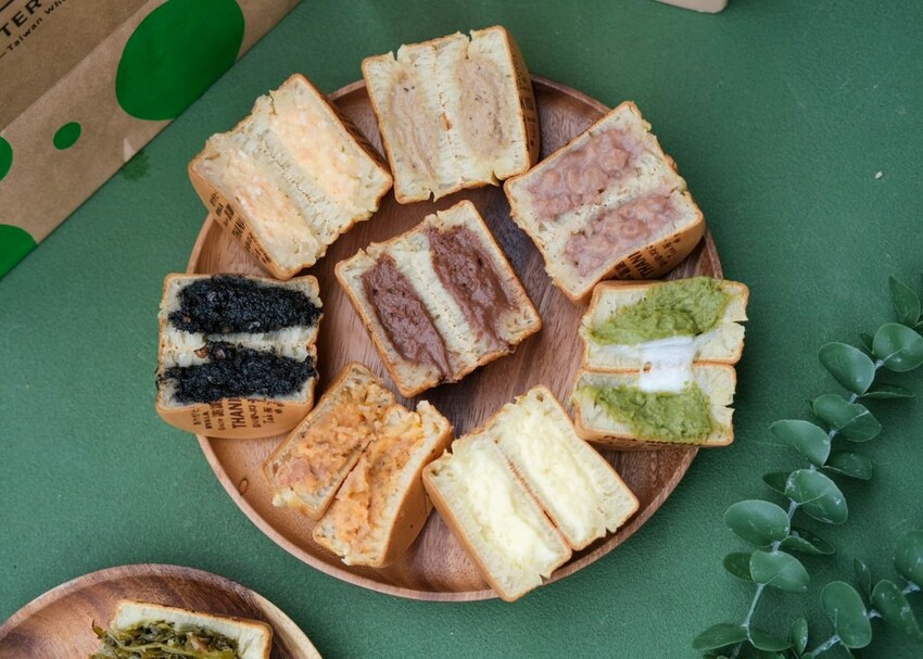 【台北美食】不貳光車輪餅｜板橋・充滿質感的文青車輪餅，擁有讓人難忘的爆餡美味 ! - 肉依小姐吃什麼