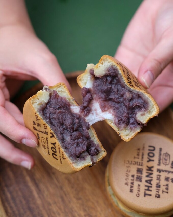 【台北美食】不貳光車輪餅｜板橋・充滿質感的文青車輪餅，擁有讓人難忘的爆餡美味 ! - 肉依小姐吃什麼