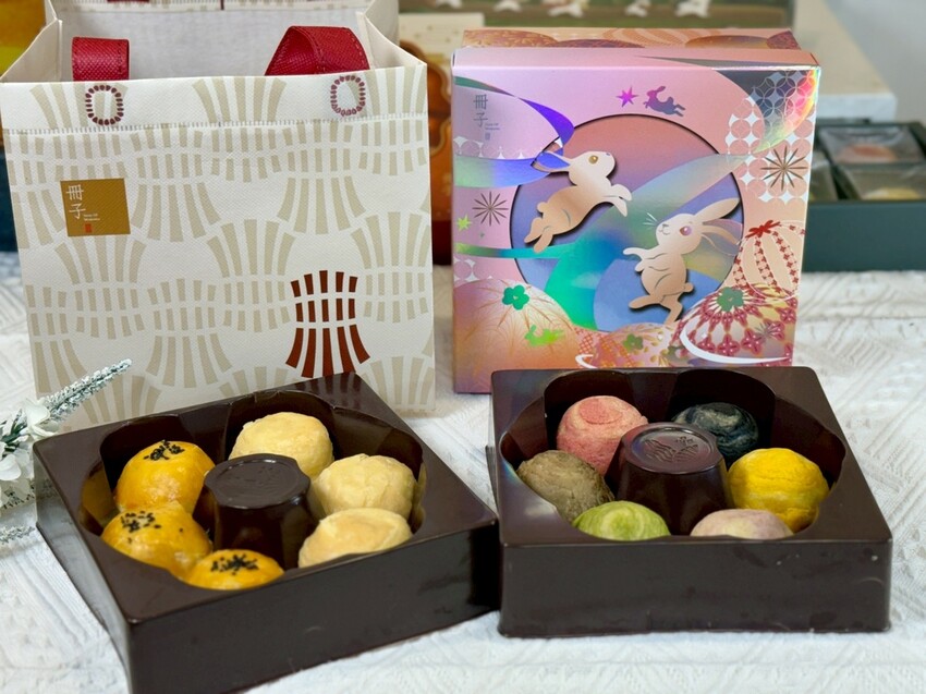 冊子中秋節禮盒-暮月繽紛.jpg