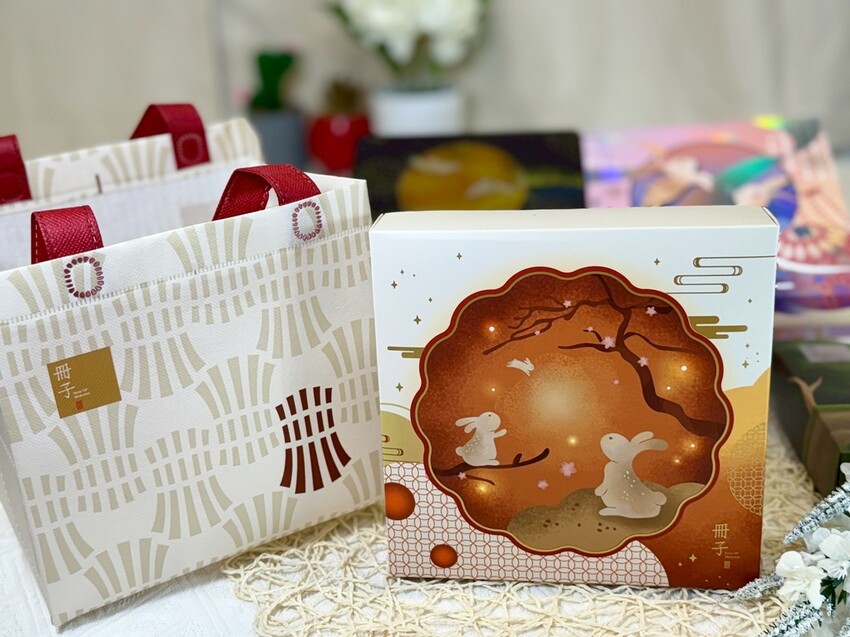 冊子中秋節禮盒-迎月時光 (2).jpg