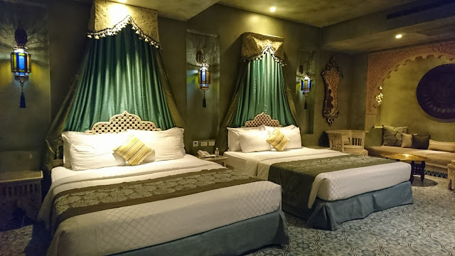 屏東墾丁。墾丁亞曼達會館。偽摩洛哥舞孃旋轉跳躍之旅