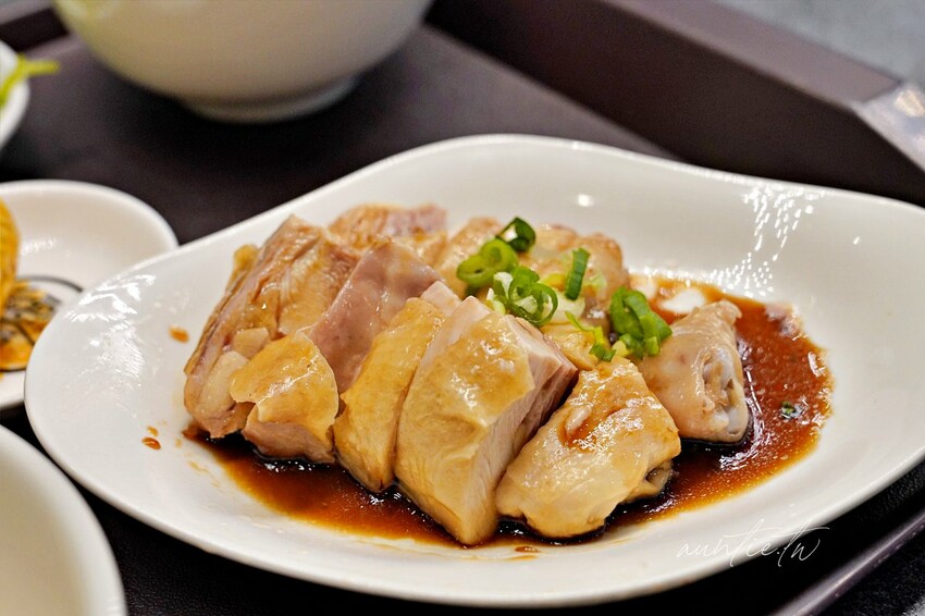 【台北】中山國小站|源海南雞飯,百元出頭海南雞飯,沒比較沒傷害,晴光市場美食