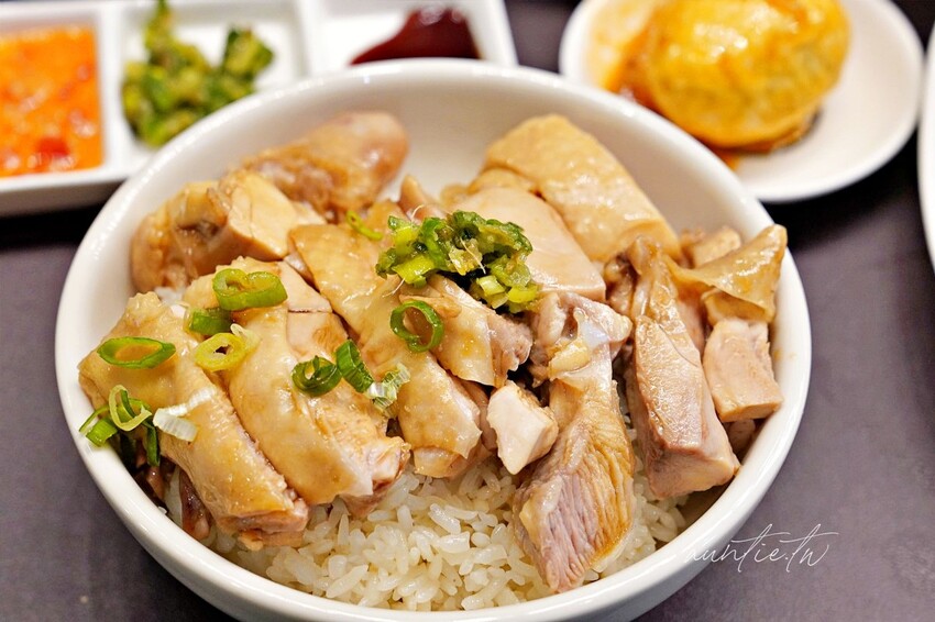 【台北】中山國小站|源海南雞飯,百元出頭海南雞飯,沒比較沒傷害,晴光市場美食