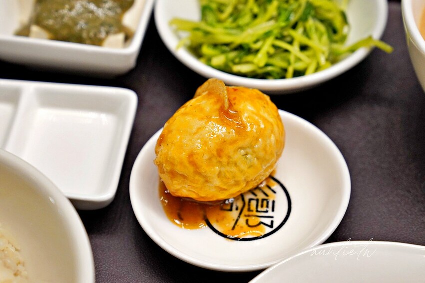 【台北】中山國小站|源海南雞飯,百元出頭海南雞飯,沒比較沒傷害,晴光市場美食