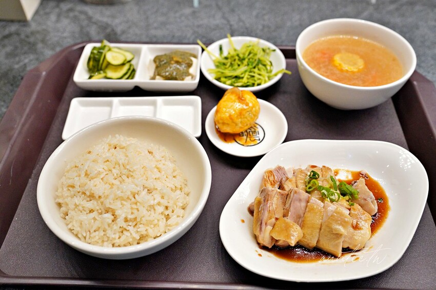 【台北】中山國小站|源海南雞飯,百元出頭海南雞飯,沒比較沒傷害,晴光市場美食