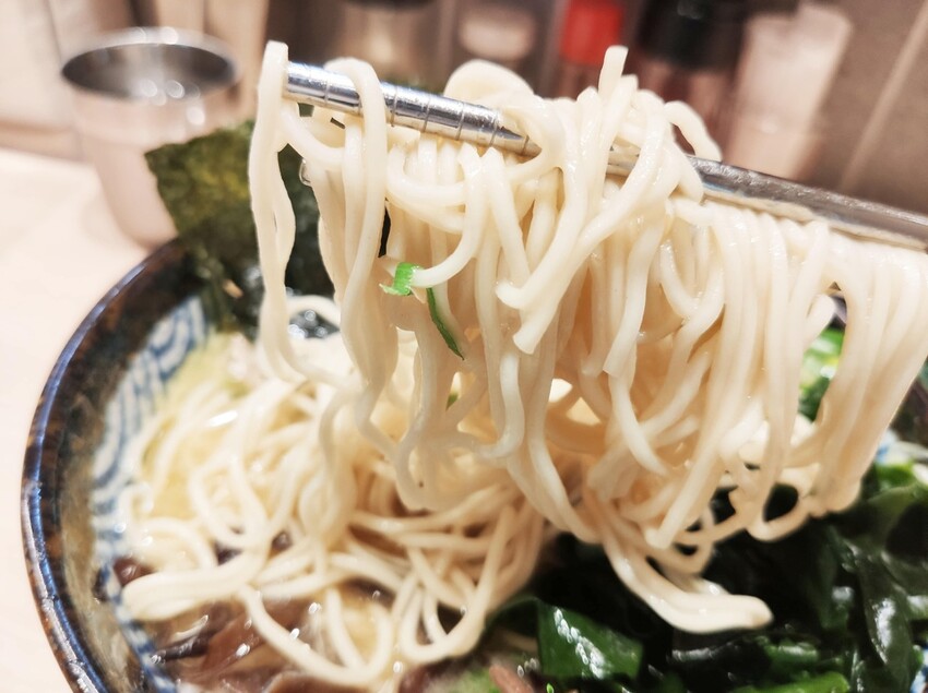 八峰亭日式拉麵細麵.jpg