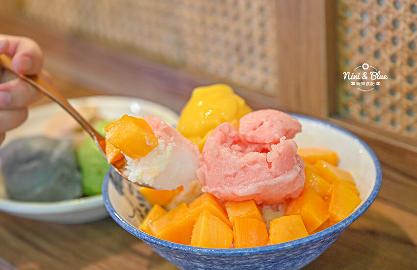 傳統復古冰店推薦,永興街天然水果綿綿冰3大球才60元