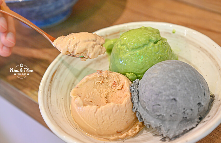 傳統復古冰店推薦,永興街天然水果綿綿冰3大球才60元