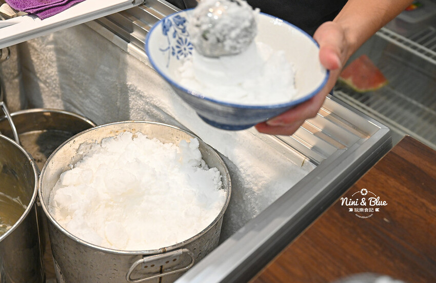 傳統復古冰店推薦,永興街天然水果綿綿冰3大球才60元