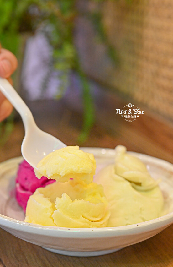 傳統復古冰店推薦,永興街天然水果綿綿冰3大球才60元