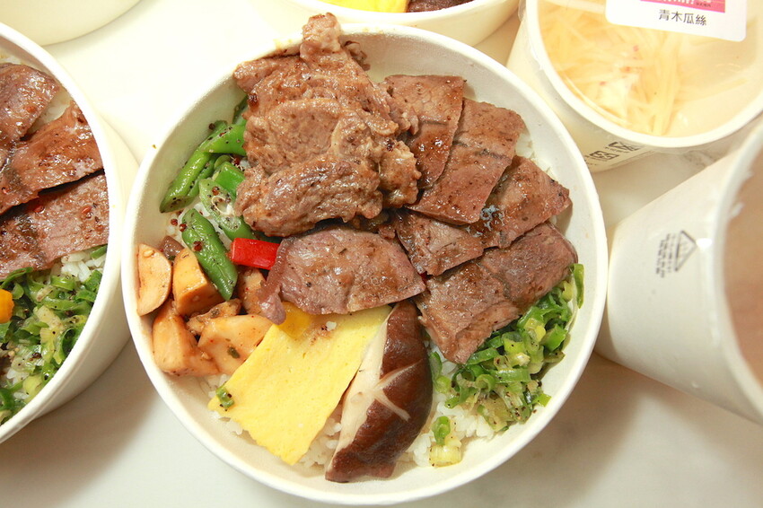 IMG_8176.JPG IMG_8176.JPG