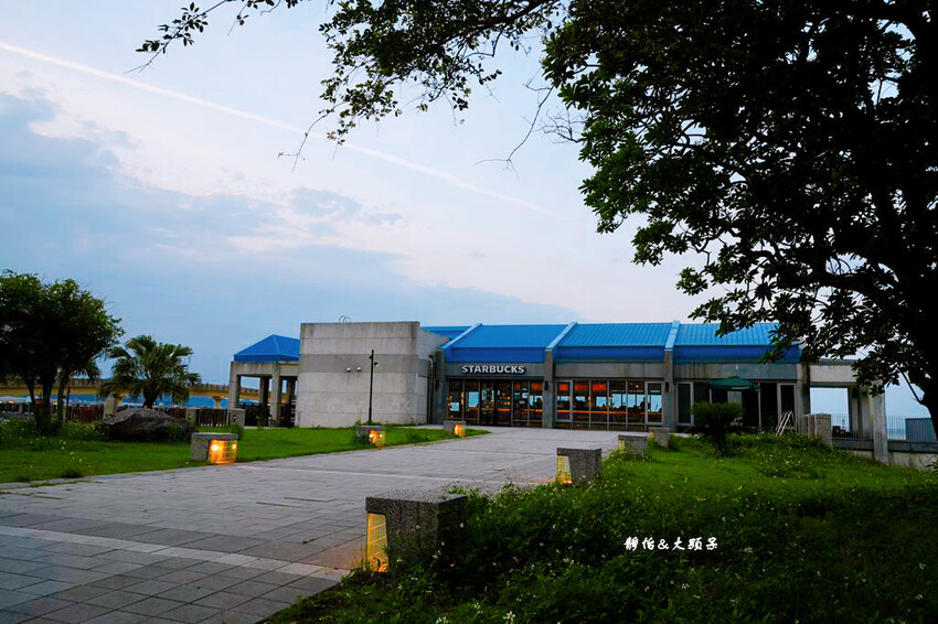星巴克 福隆觀海門市,臨海第一排喝咖啡,無敵海景超愜意,新北