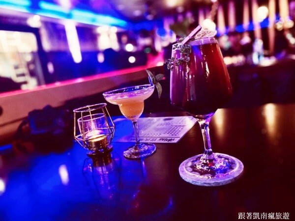 潮州宵夜首選【潮麵】麵店夜晚變酒吧!潮味調酒與台味美食衝味蕾 下酒菜滷味樣樣經典 潮州人宵夜場必朝聖的深夜酒吧!