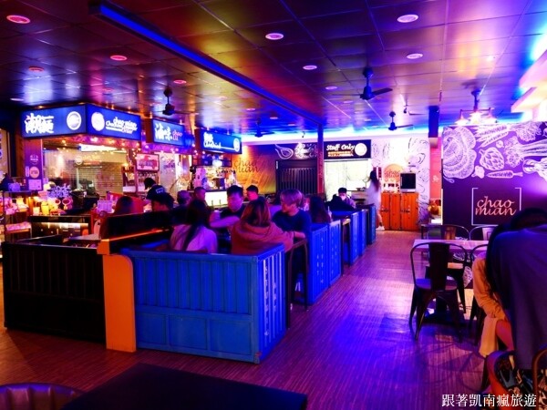 潮州宵夜首選【潮麵】麵店夜晚變酒吧!潮味調酒與台味美食衝味蕾 下酒菜滷味樣樣經典 潮州人宵夜場必朝聖的深夜酒吧!