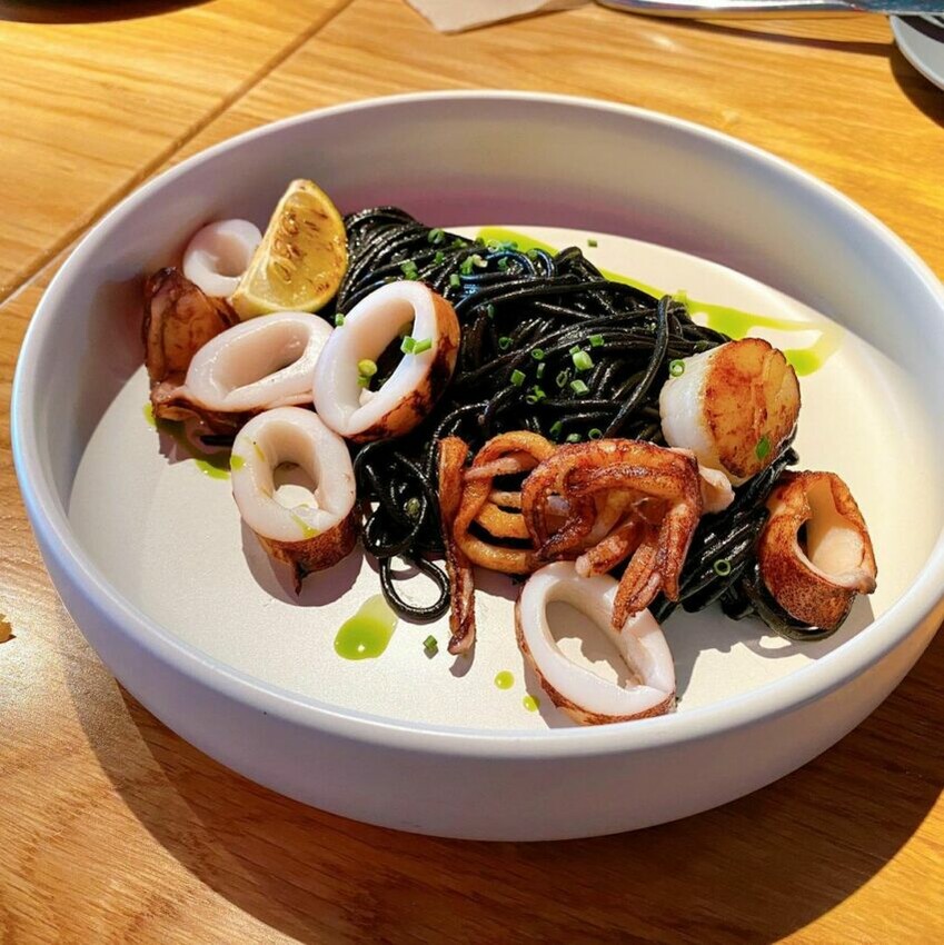 澎湖縣馬公市【2024澎湖美食】推薦必吃18間澎湖特色美食、餐廳、海鮮美食《早午餐、海鮮、美食餐廳、異國料理、下午茶甜