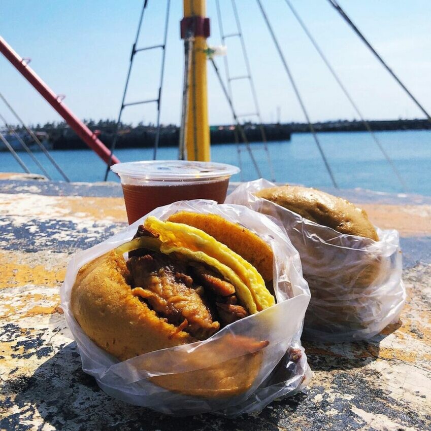 澎湖縣馬公市【2024澎湖美食】推薦必吃18間澎湖特色美食、餐廳、海鮮美食《早午餐、海鮮、美食餐廳、異國料理、下午茶甜