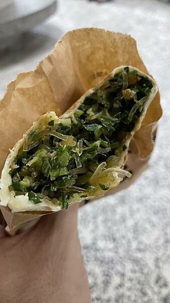 澎湖馬公-各式排隊小吃集合食記-馬路益燒肉飯,楊媽媽韭菜盒,正港檸檬汁