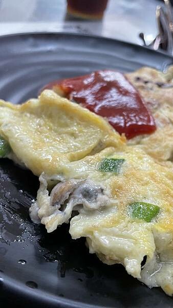 澎湖馬公-各式排隊小吃集合食記-馬路益燒肉飯,楊媽媽韭菜盒,正港檸檬汁