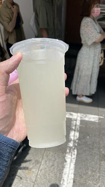 澎湖馬公-各式排隊小吃集合食記-馬路益燒肉飯,楊媽媽韭菜盒,正港檸檬汁