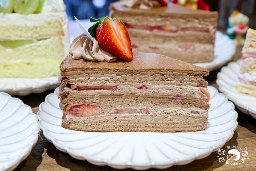 【南港下午茶】皮皮手作千層蛋糕，台北必吃草莓季甜點推薦