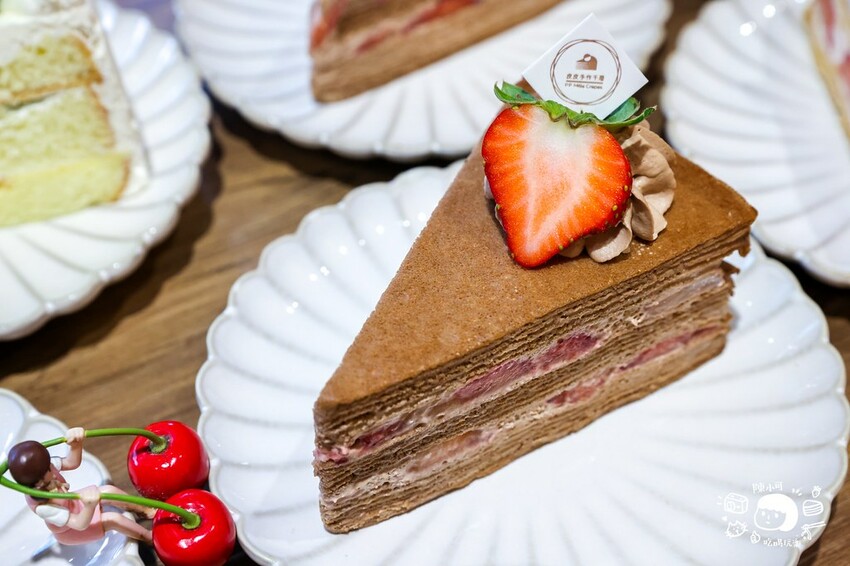 【南港下午茶】皮皮手作千層蛋糕，台北必吃草莓季甜點推薦