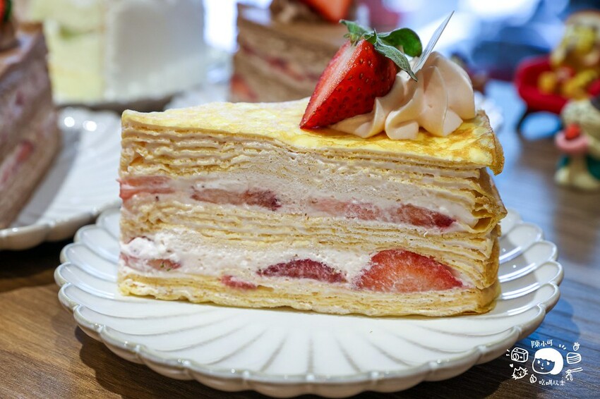 【南港下午茶】皮皮手作千層蛋糕，台北必吃草莓季甜點推薦