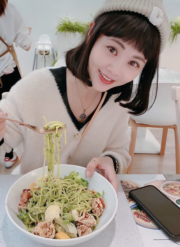 旅人咖啡桃園力行店：友善寵物、高CP早午晚餐、視覺味覺都滿足！