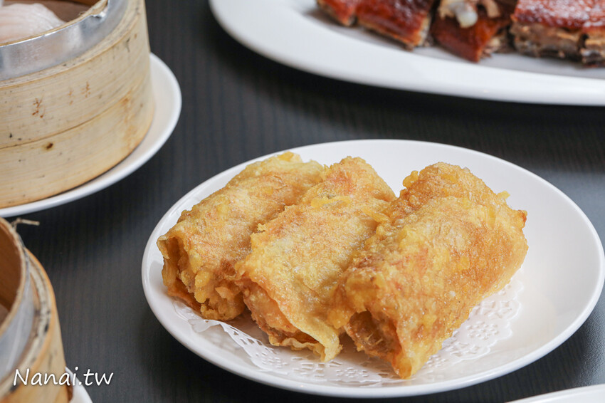 晚來吃不到！秒殺限量招牌脆皮雞，內行都打電話預定，員林這家港點巔峰時間常常客滿