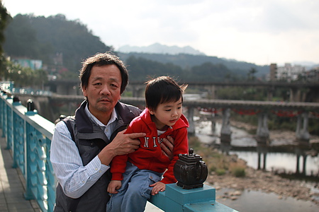【親子旅遊】新北坪林。茶葉博物館+福氣老街+親水吊橋