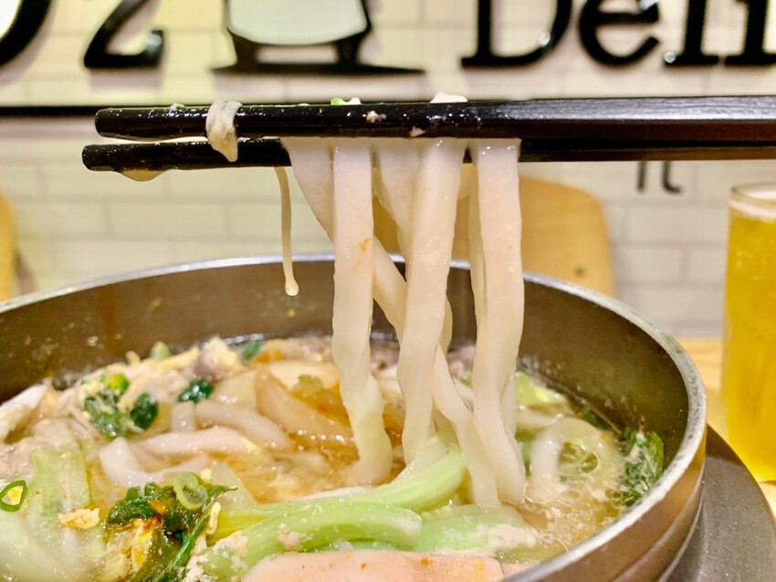 【台北圓山】親子餐廳推薦|歐兔啡食館 台北圓山捷運館 比臉大豬排、車車兒童餐 適合全家人一起來的餐廳 超可愛兔兔陪你吃飯