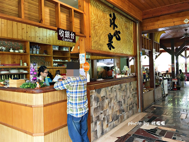 【台中 新社】沐心泉休閒農場●※●一年四季都有不同風貌,現在黃楓mix白雪木,正對時,美哉。