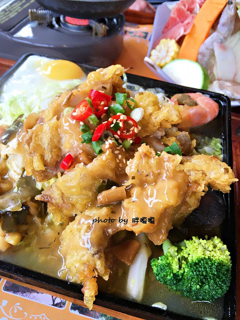 【台中 新社】沐心泉休閒農場●※●一年四季都有不同風貌,現在黃楓mix白雪木,正對時,美哉。