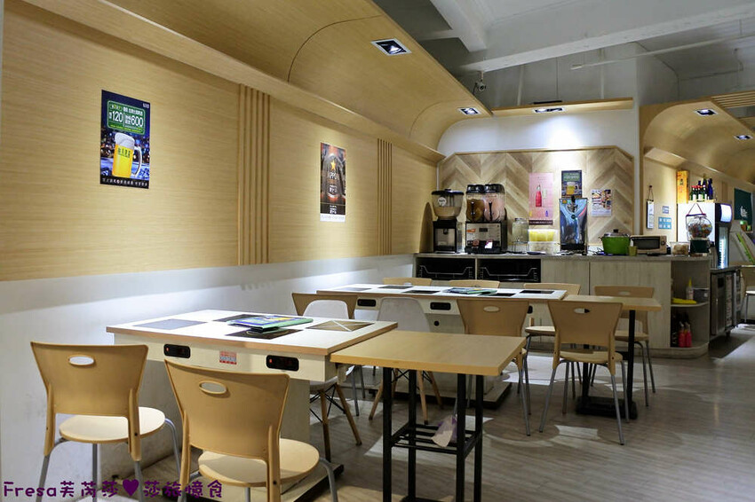 高雄火鍋【粟木小火鍋】深夜平價火鍋＋餐酒料理.素雅氛圍又輕鬆.飲品餐包無限供應│高雄鳳山店│鳳山美食 - Fresa芙芮莎♥莎旅憶食