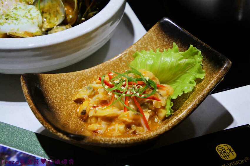 高雄火鍋【粟木小火鍋】深夜平價火鍋＋餐酒料理.素雅氛圍又輕鬆.飲品餐包無限供應│高雄鳳山店│鳳山美食 - Fresa芙芮莎♥莎旅憶食