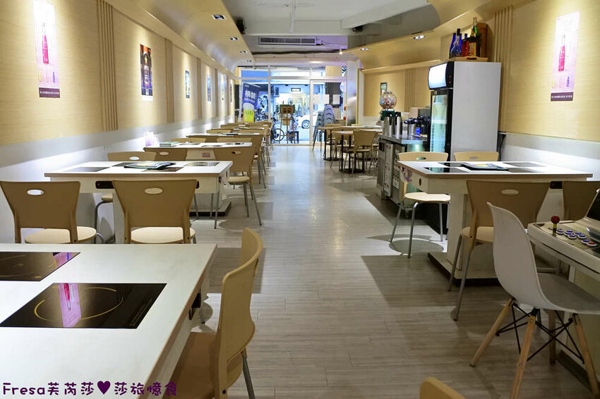 高雄火鍋【粟木小火鍋】深夜平價火鍋＋餐酒料理.素雅氛圍又輕鬆.飲品餐包無限供應│高雄鳳山店│鳳山美食 - Fresa芙芮莎♥莎旅憶食