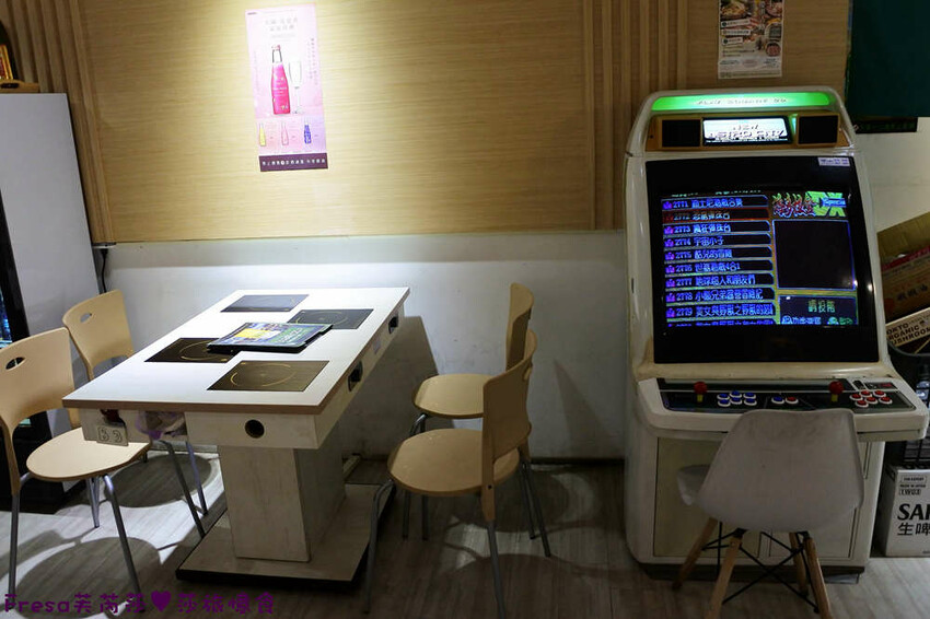 高雄火鍋【粟木小火鍋】深夜平價火鍋＋餐酒料理.素雅氛圍又輕鬆.飲品餐包無限供應│高雄鳳山店│鳳山美食 - Fresa芙芮莎♥莎旅憶食