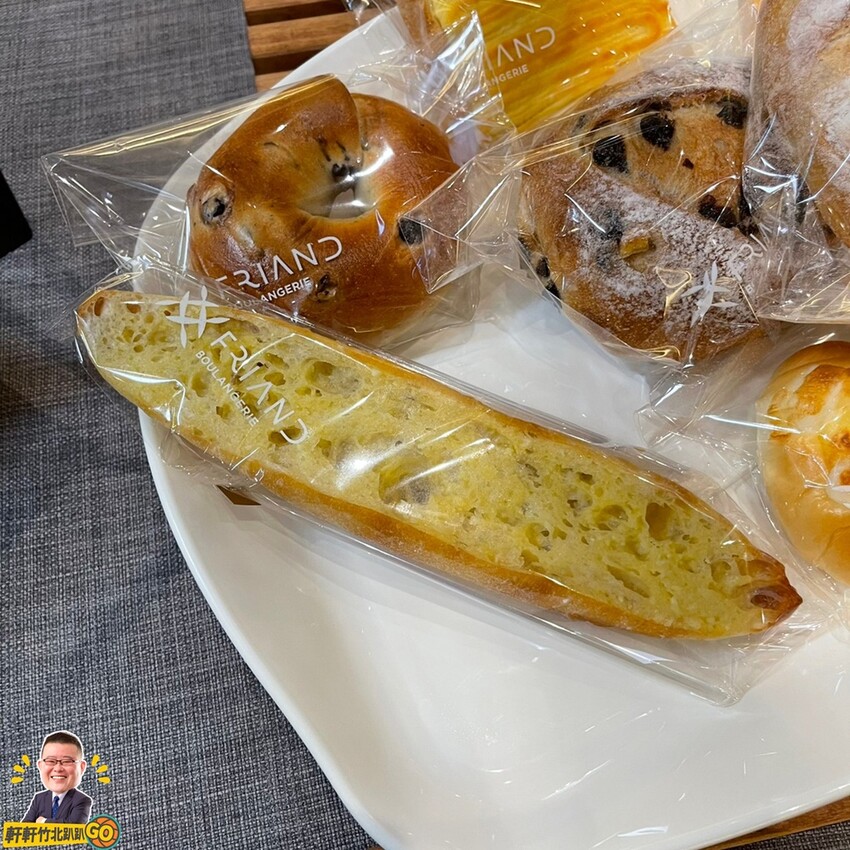 竹北大遠百旁.嚴選食材.用心堅持的烘焙技術.每日限量生吐司.歐式麵包(Boulangerie Friand)