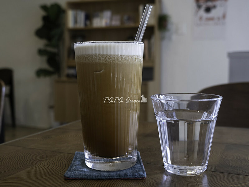 台中西區｜暖活咖啡  Nuanhuo Cafe 日系簡約風格全蔬食咖啡館!